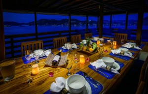 dining lounge area of Liveboard MARI